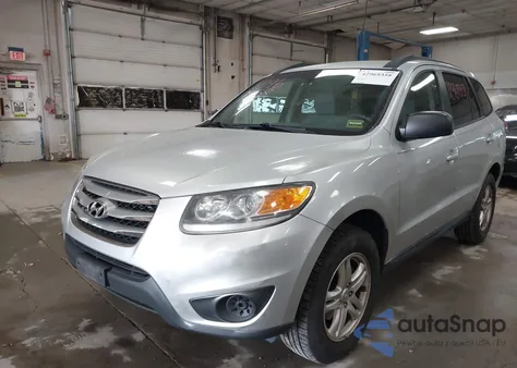 2012 Hyundai Santa Fe Gls z USA, uszkodzony, nr VIN 5XYZGDAB1CG123489